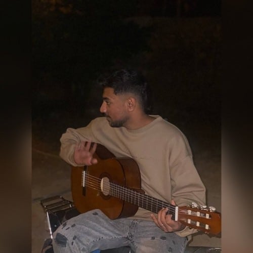 دانلود آهنگ جدید دختر دورو از امیر محمد احمدی