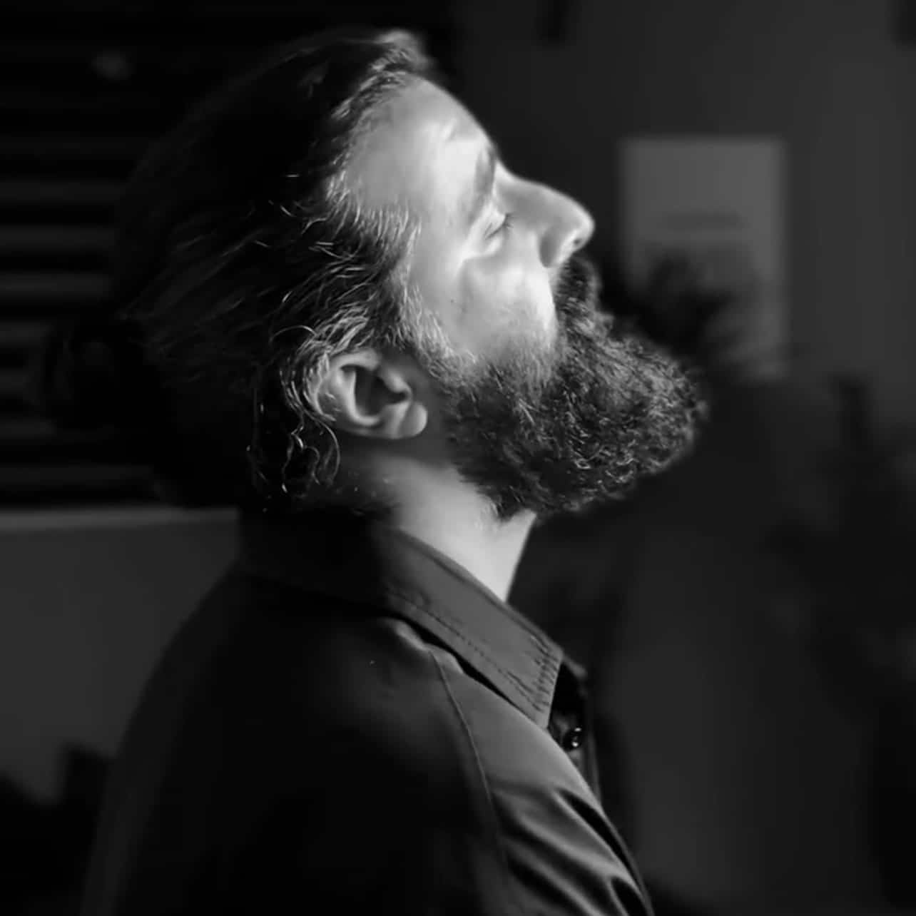 دانلود آهنگ جدید گل پر پر از مهدی دارابی